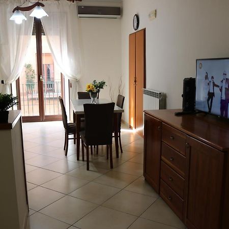 La Casa Del Sole Appartement Napels Buitenkant foto