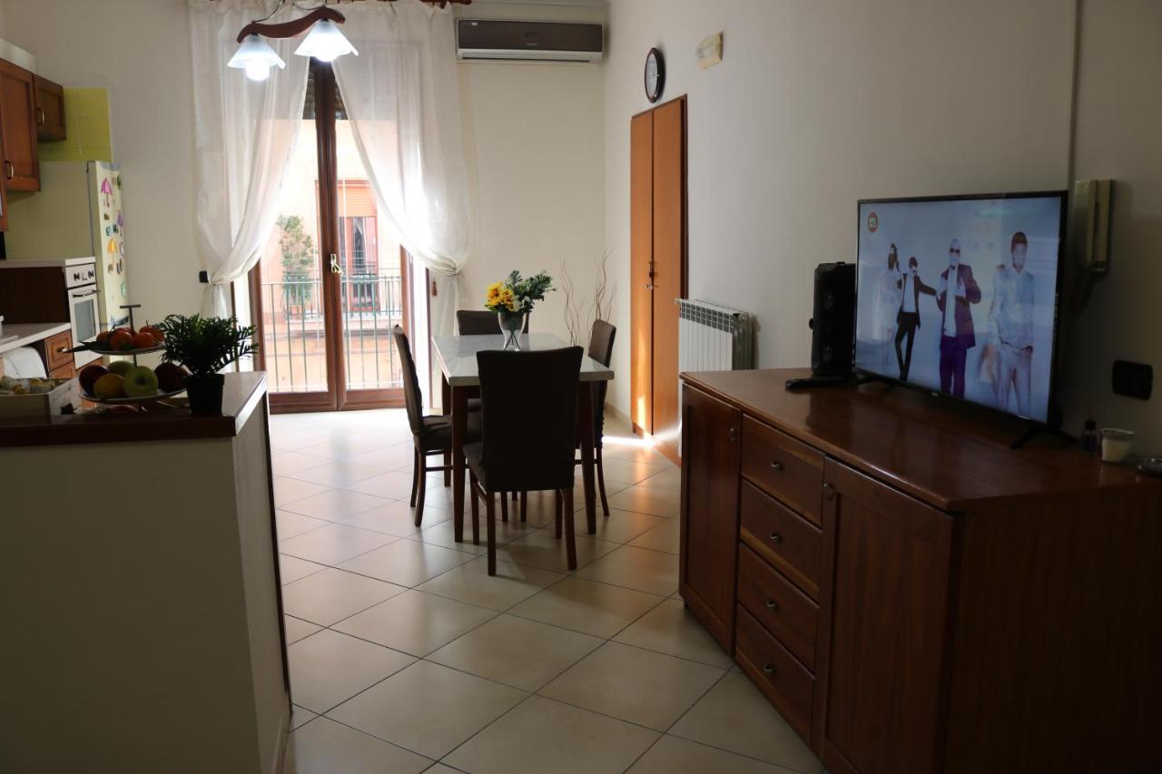 La Casa Del Sole Appartement Napels Buitenkant foto